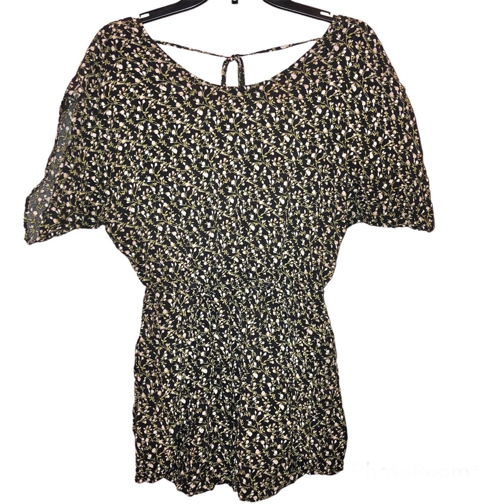 BCBGeneration Floral Flutter Sleeve Romper Black Small